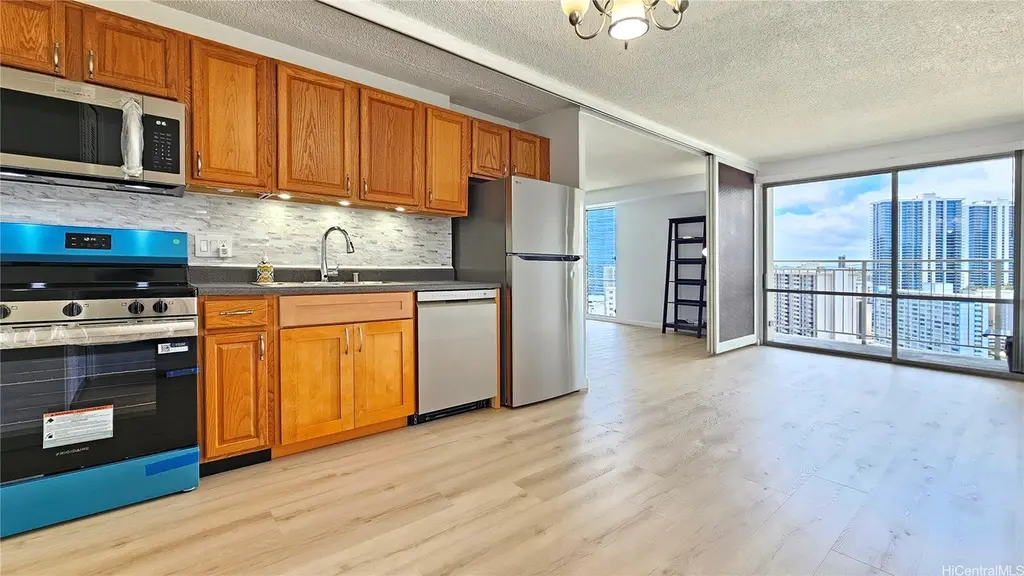 1655 Makaloa St #2316