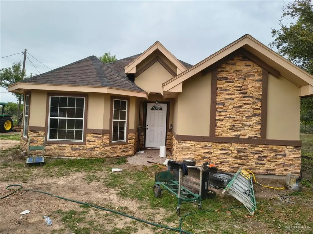 3508 N Palm Leaf Cir