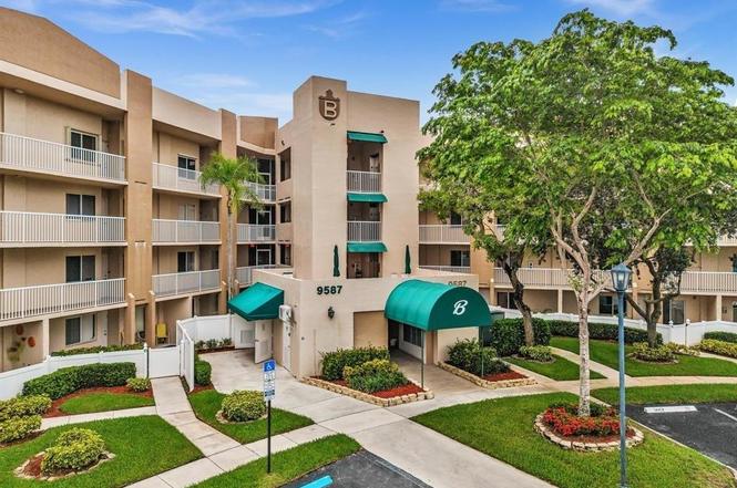 9587 Weldon Cir Unit B311