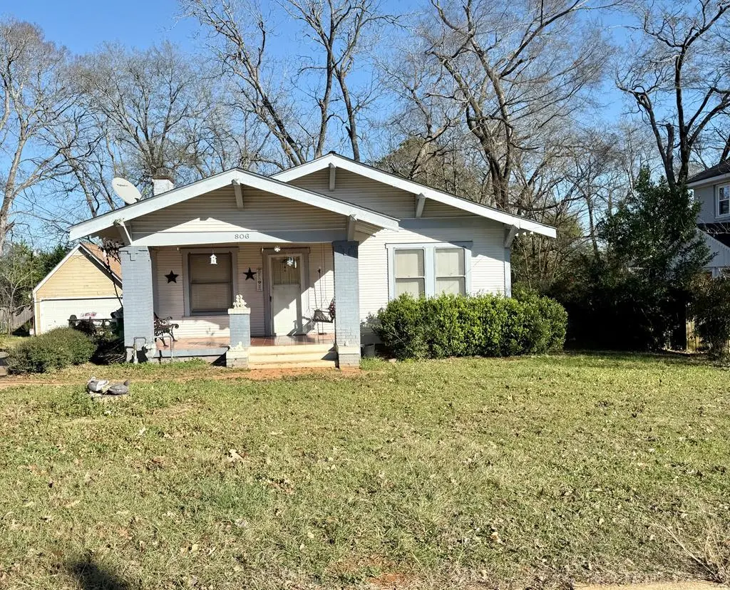 806 Sylvan Ave