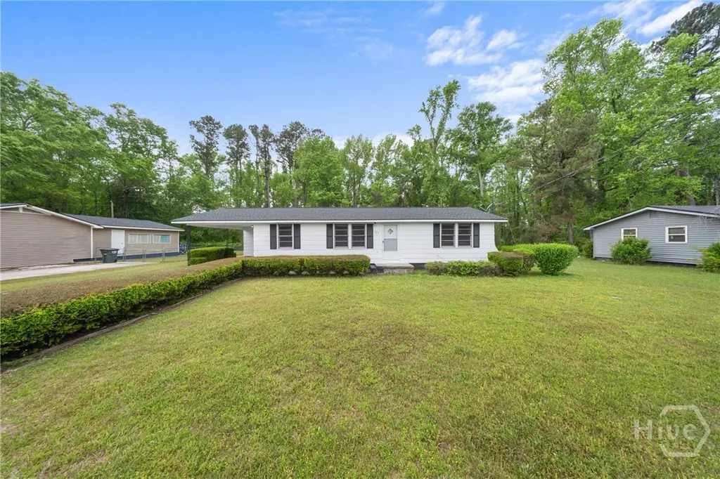 125 Clark Cir