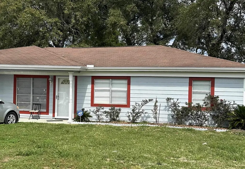 5255 Parkview Dr