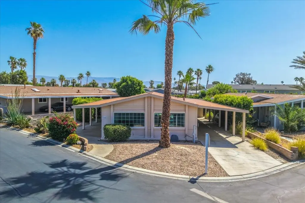 73450 Country Club Dr #18