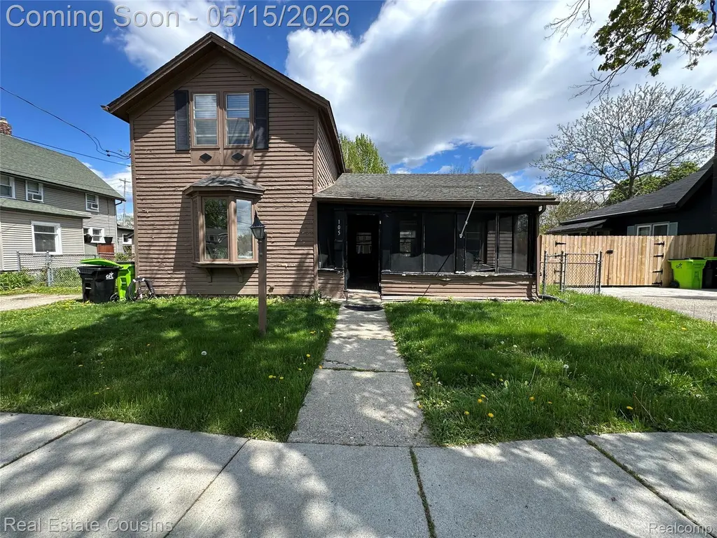 105 S Pine St