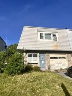 705 N Lacrosse St