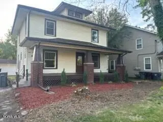 813 College Ave