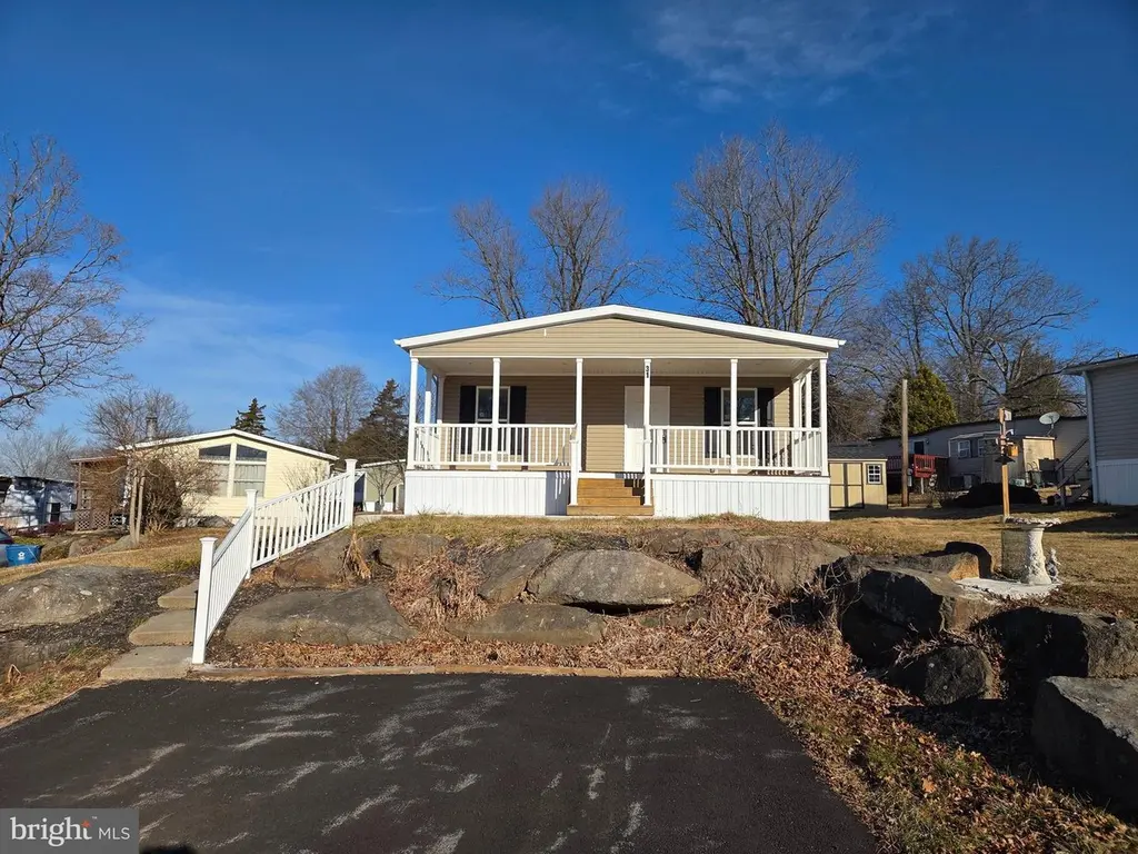 31 Golfview Dr