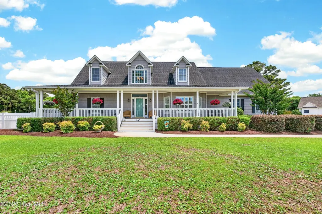 265 Yacht Club Dr