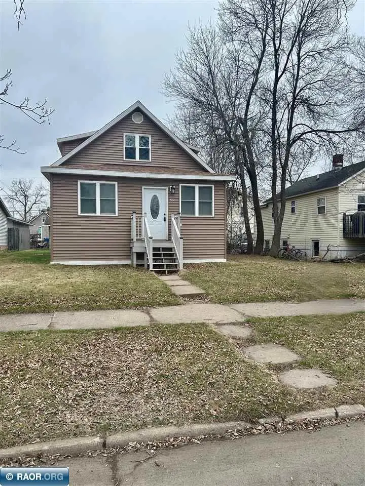 2605 E 4th Ave