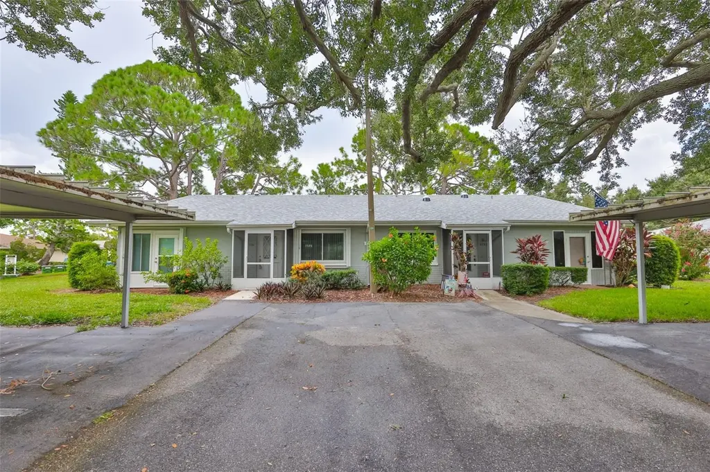 2206 Horsham Pl
