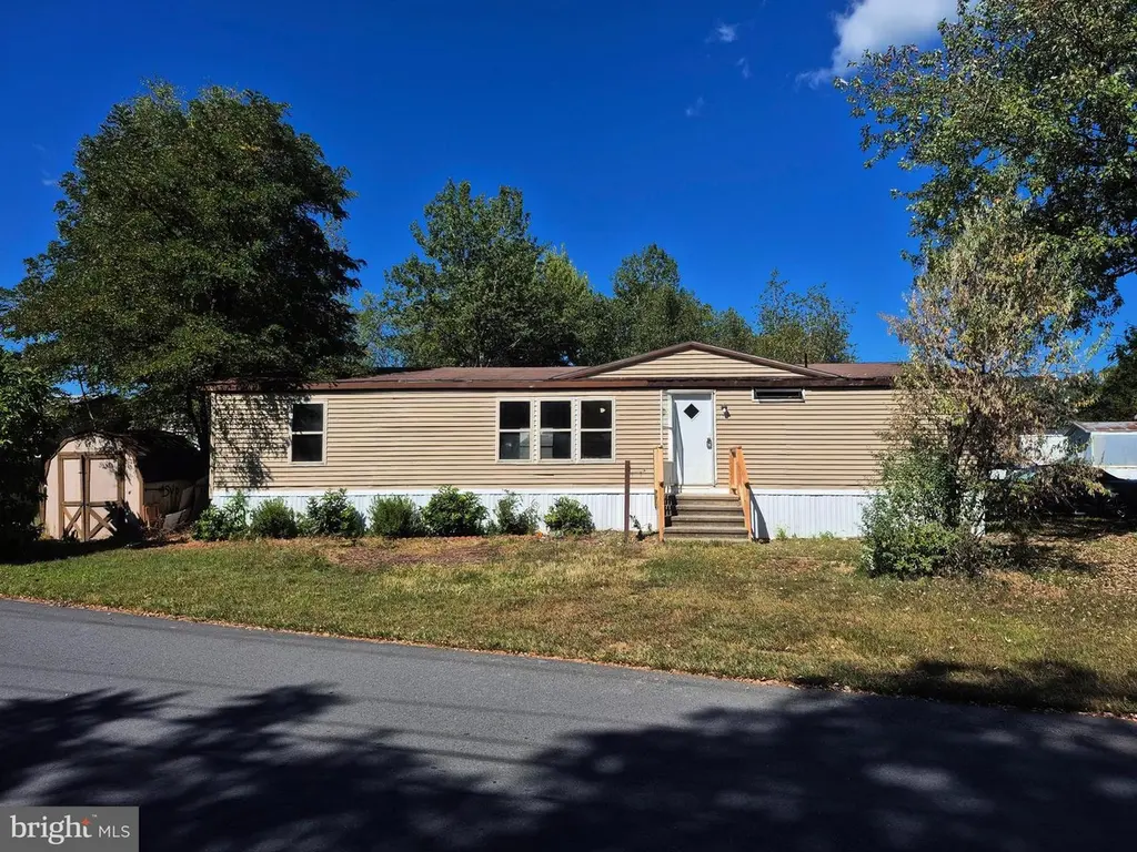 253 Birchwood Est