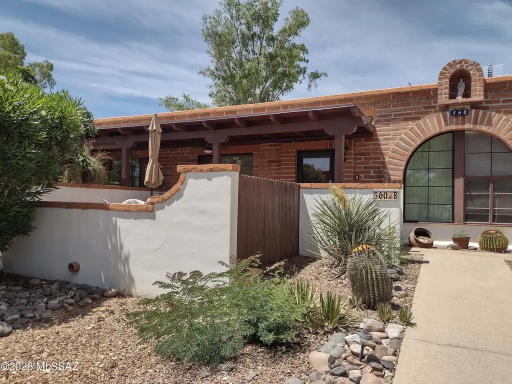 360 S Paseo Pena Unit B