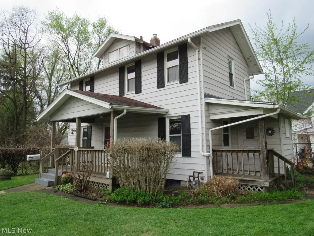 1200 Murray Ave