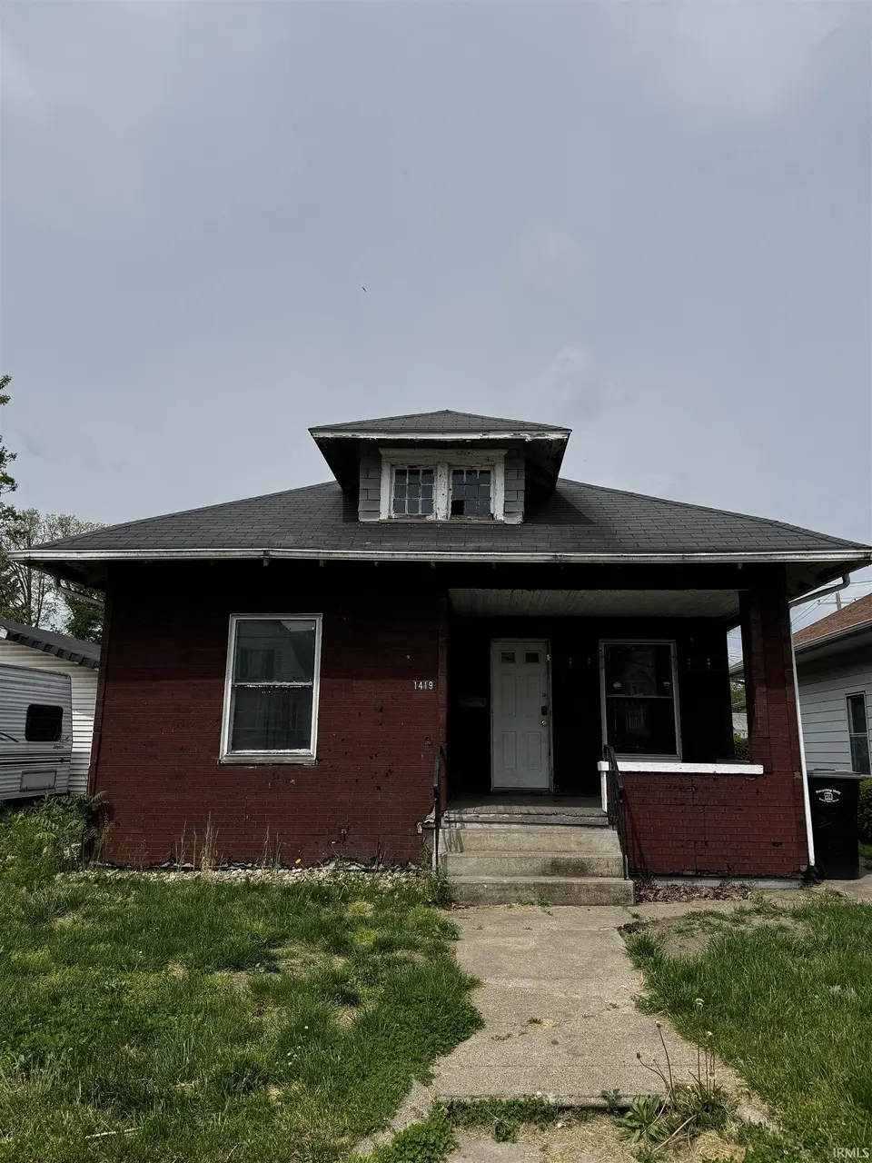 1419 Marine St