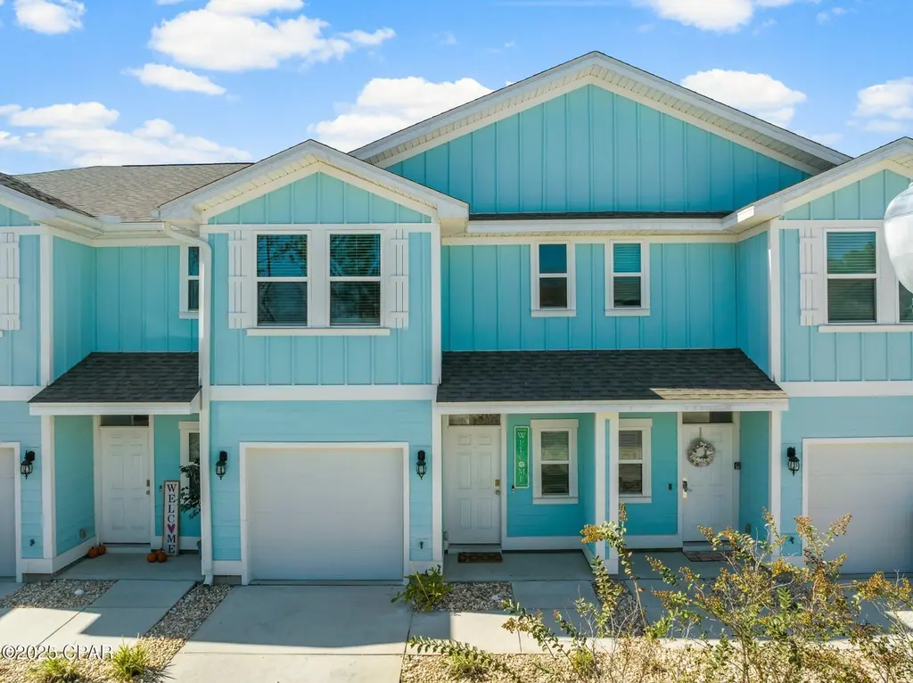 1885 Pointe Dr