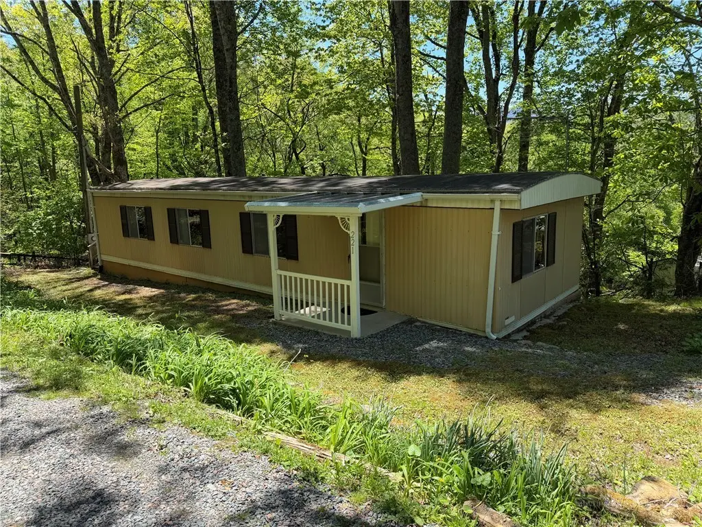 221 Fair Park Dr