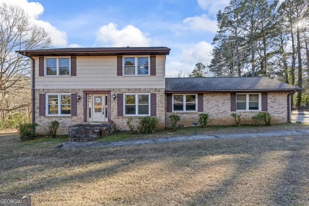 2665 Club Forest Dr