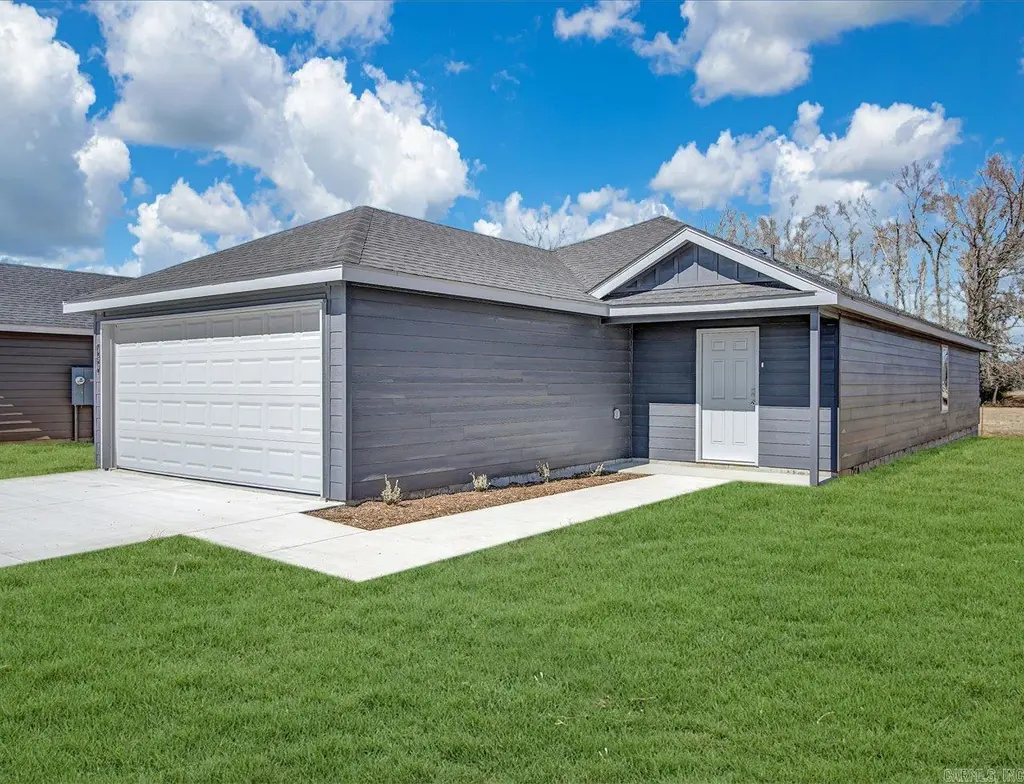290 Moonlight Graham Blvd