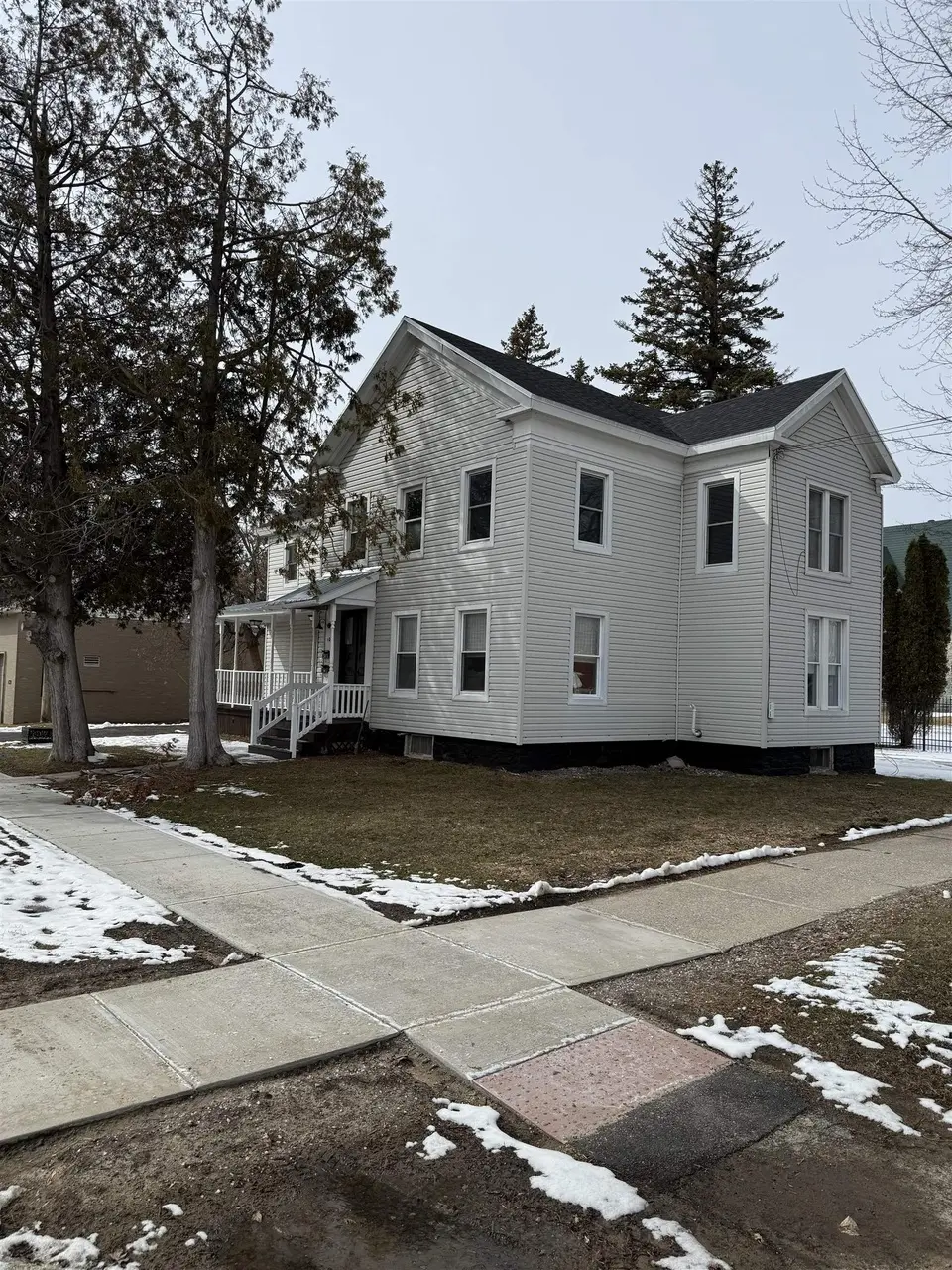 10 Park St
