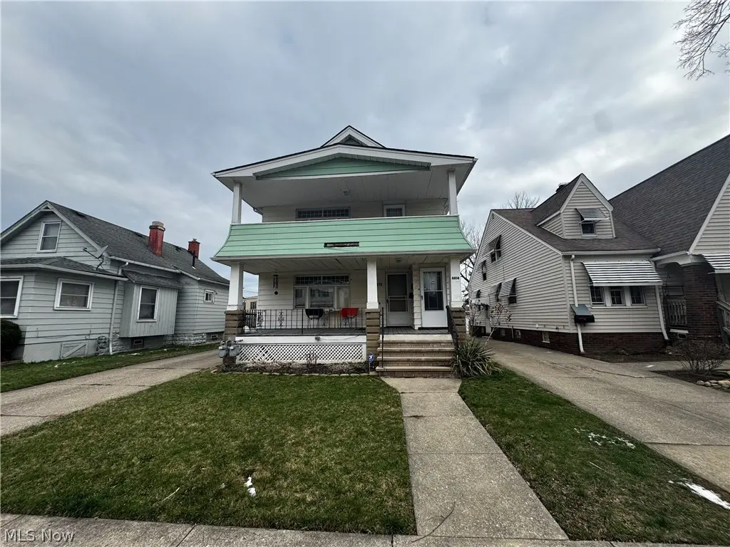 6814-6816 Bradley Ave