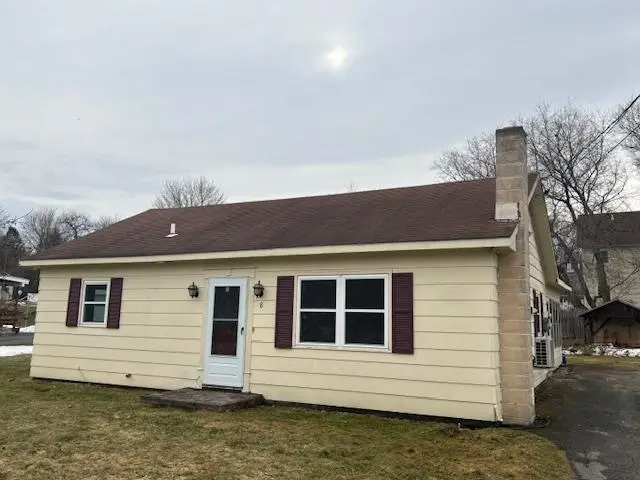 8 Belmont Ave Ext