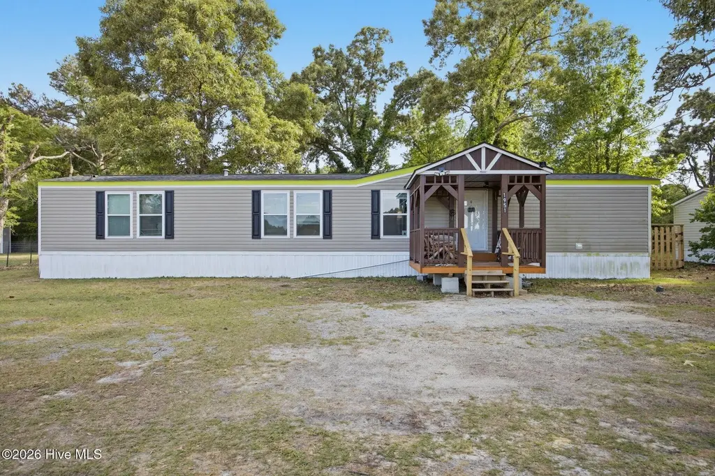 1951 Catherine Lake Rd