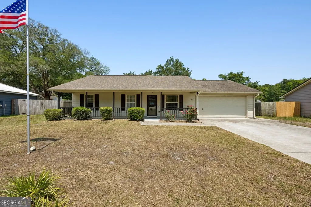 107 Boxwood Ct