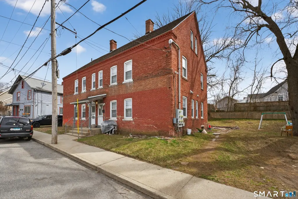 259 Yantic St