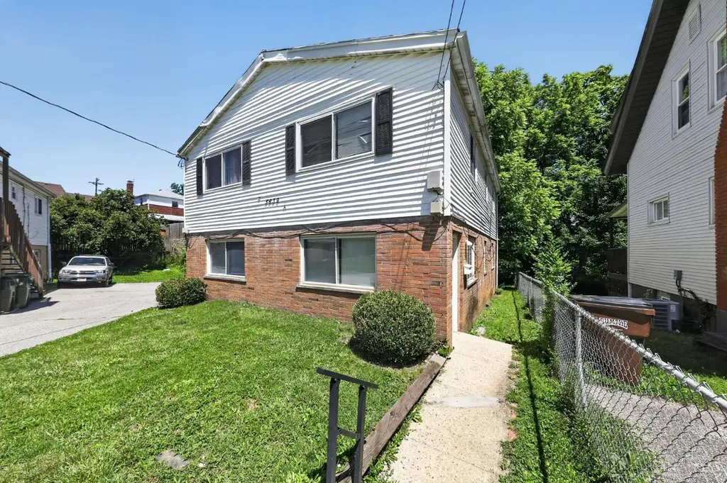 5639 Alvina Ave #2