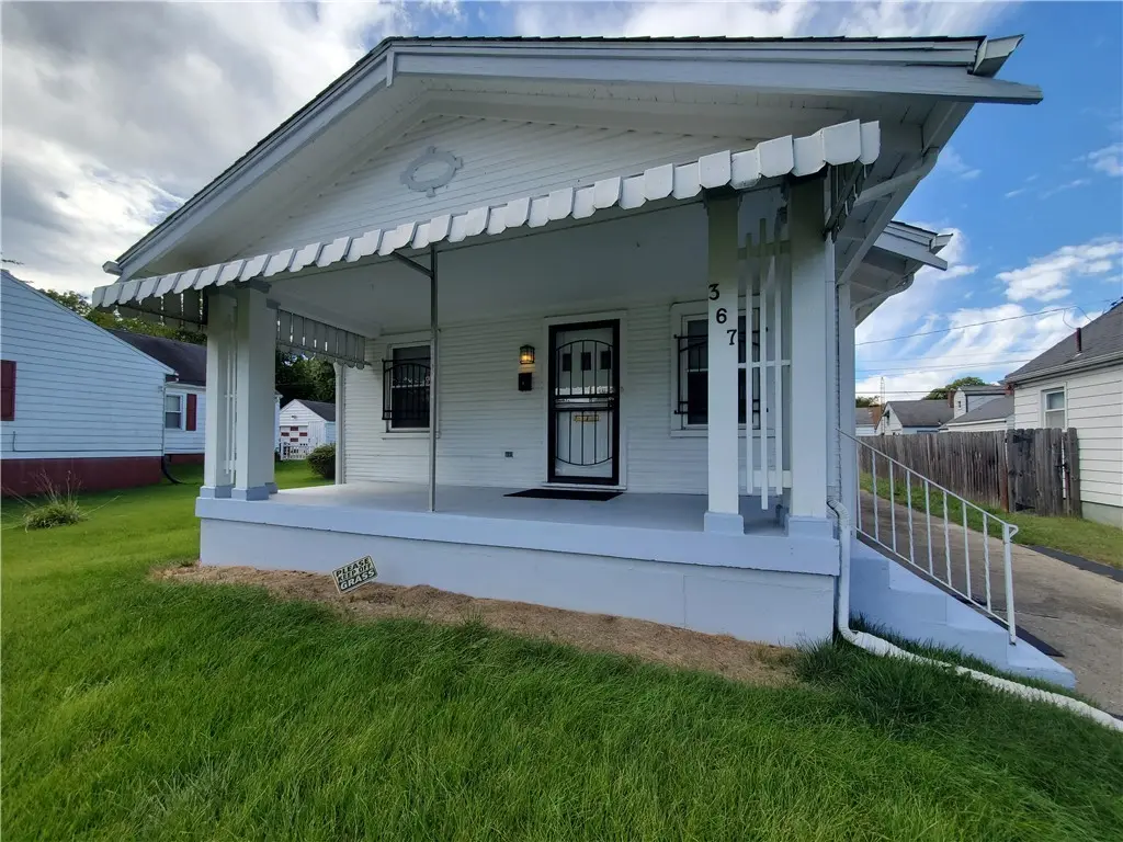 367 Geneva Rd