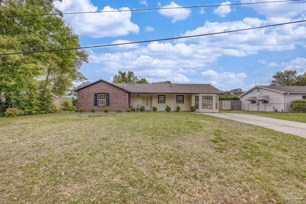 6410 Beauclair Dr