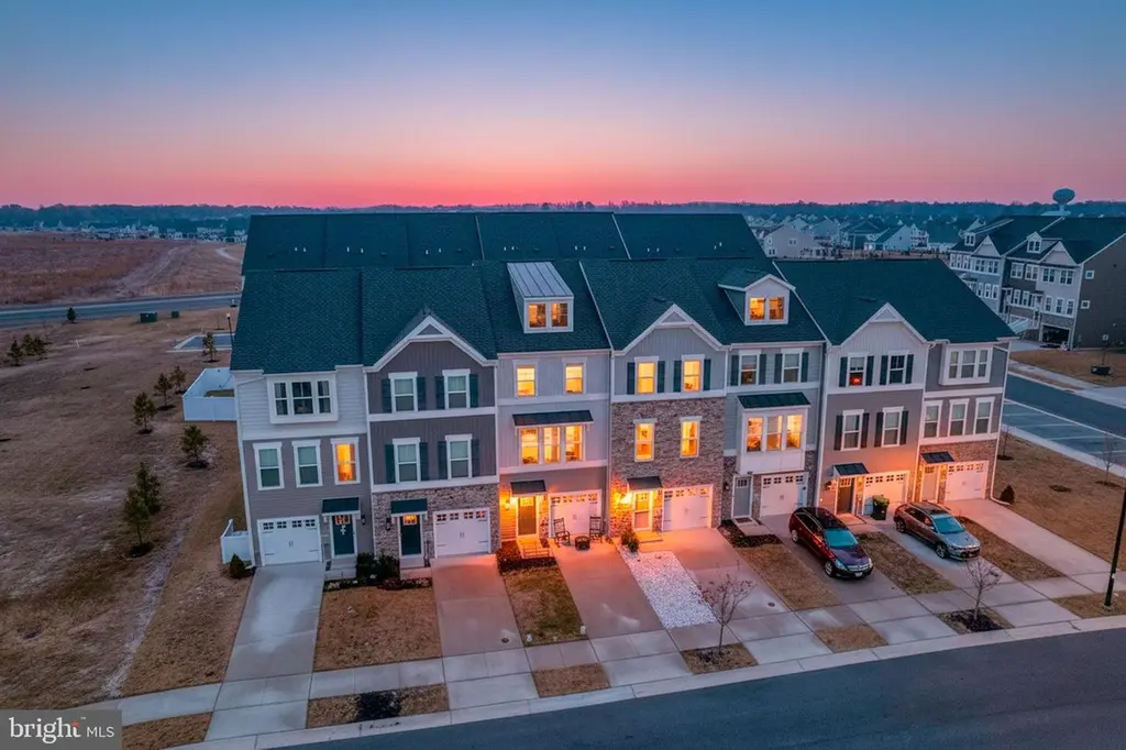 24675 Dogwood Ln