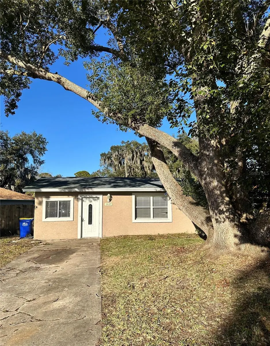 2627 Queen Palm Dr