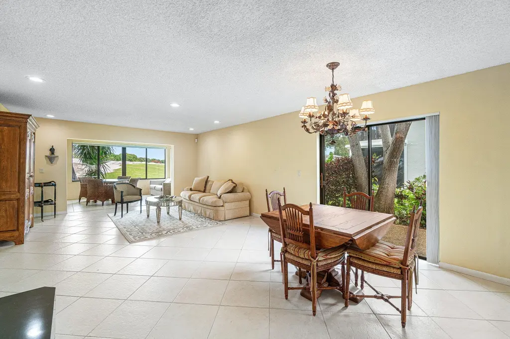 21 Southport Ln Unit C