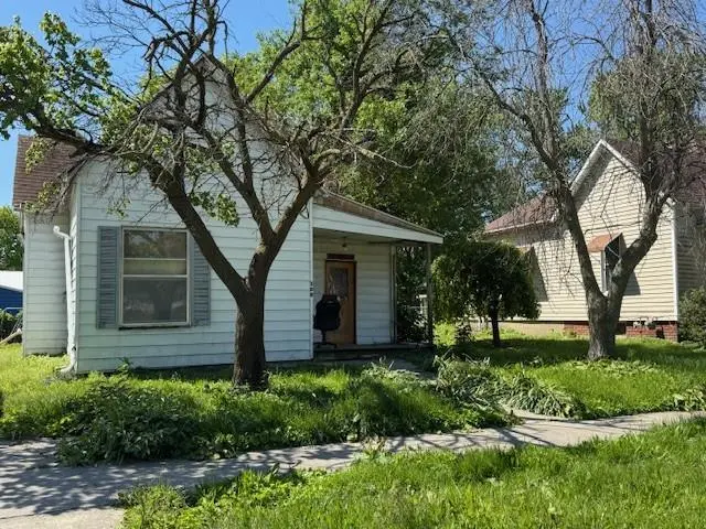 308 Clay St