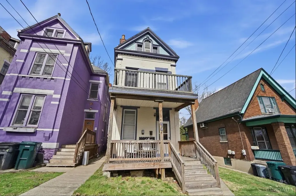 46 Graham St