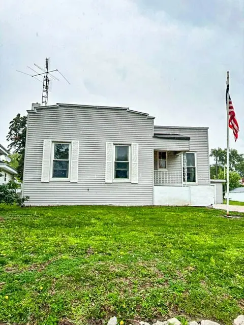 326 Richmond Ave