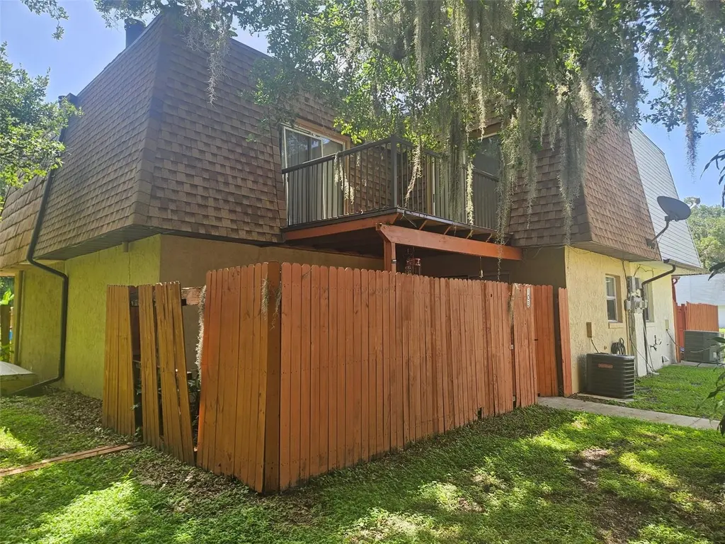 103 Springwood Sq