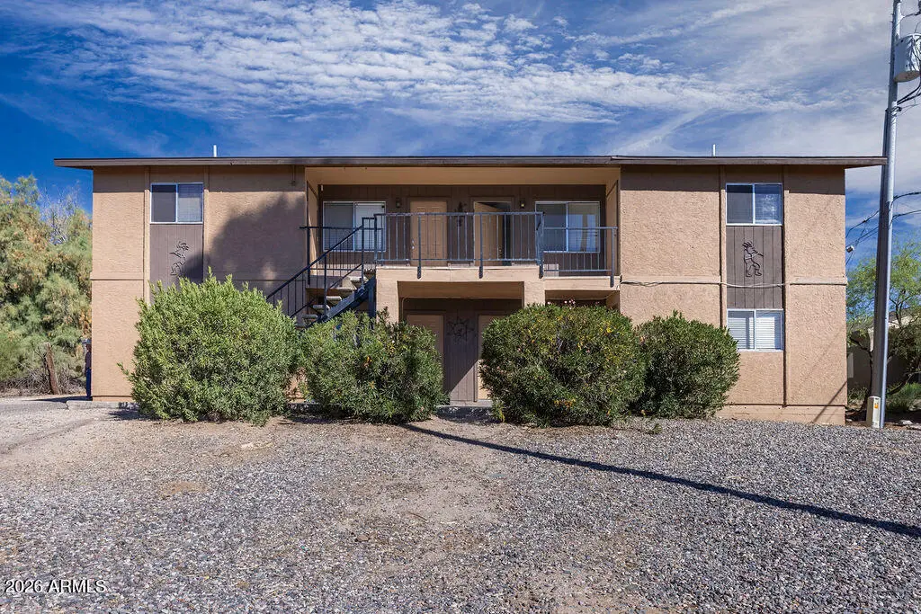 450 Palm Dr