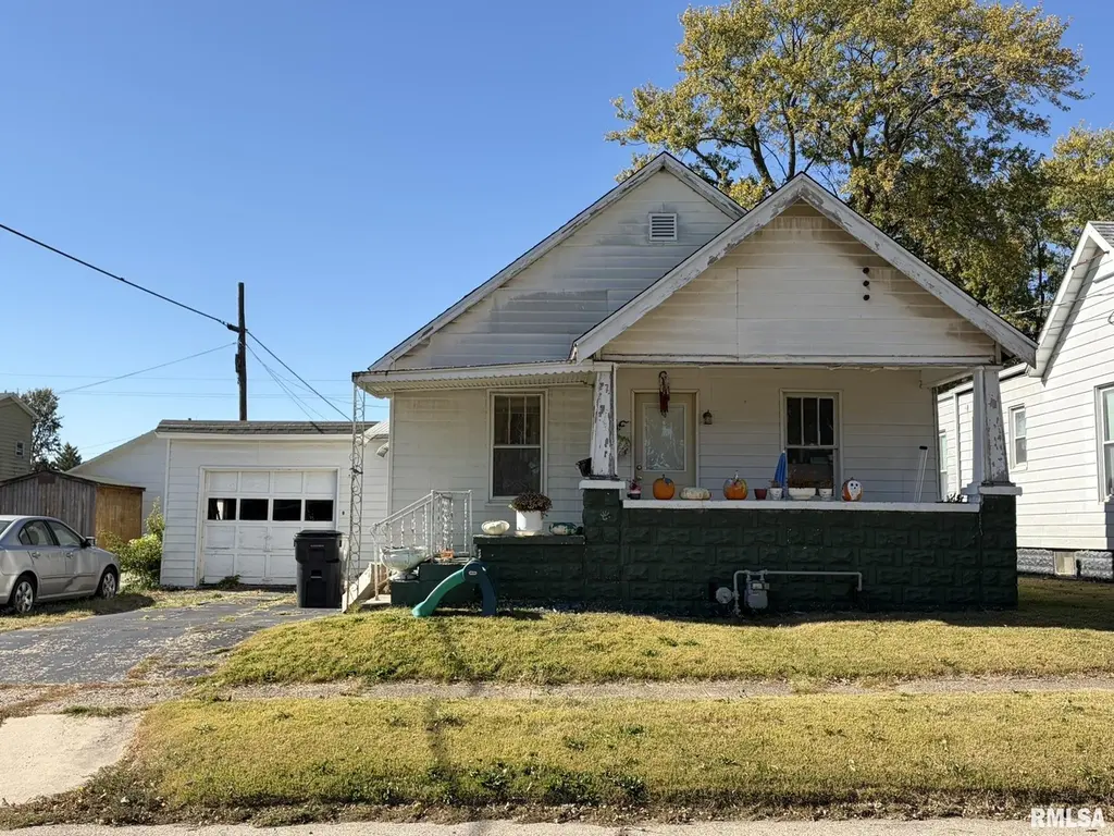 210 N 5th Ave