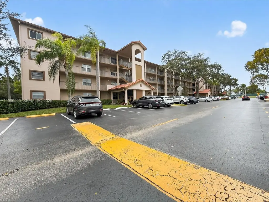 1000 SW 125th Ave Unit 102N