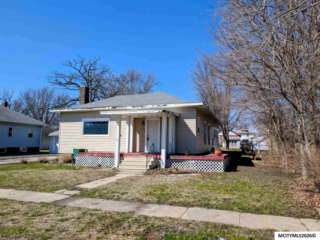 336 E Main St St