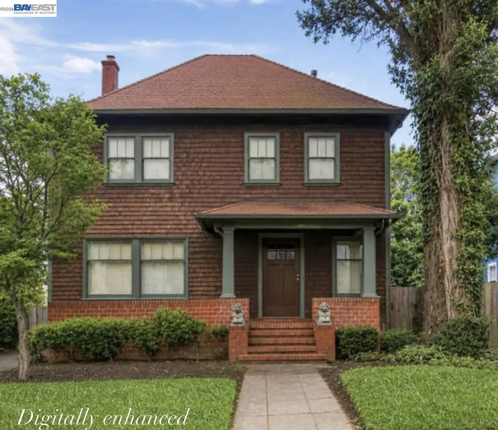 2610 College Ave