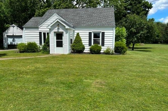 10889 Maple Ridge Rd