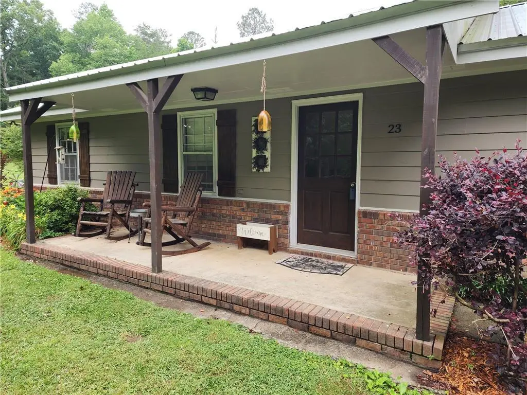 23 Murphy Ln NW