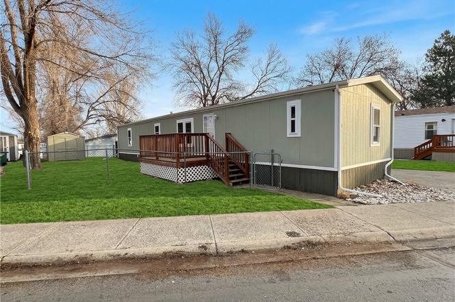 11 Prince of Wales Dr