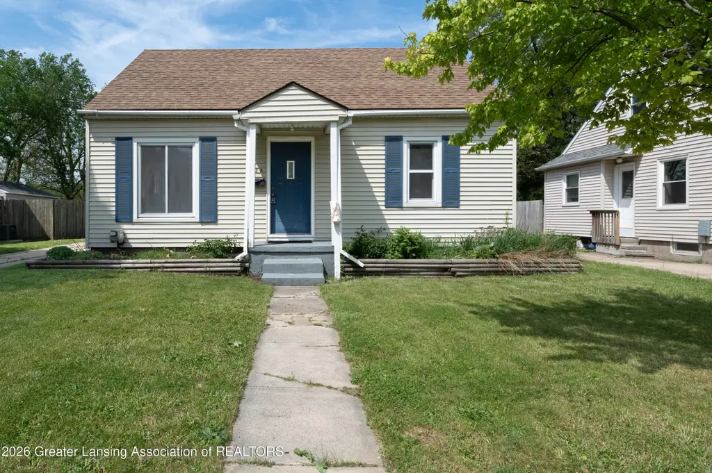 1525 E Oakland Ave