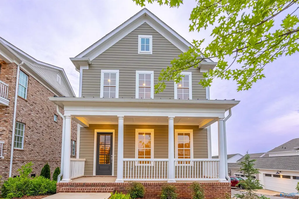 300 Saint Louis St