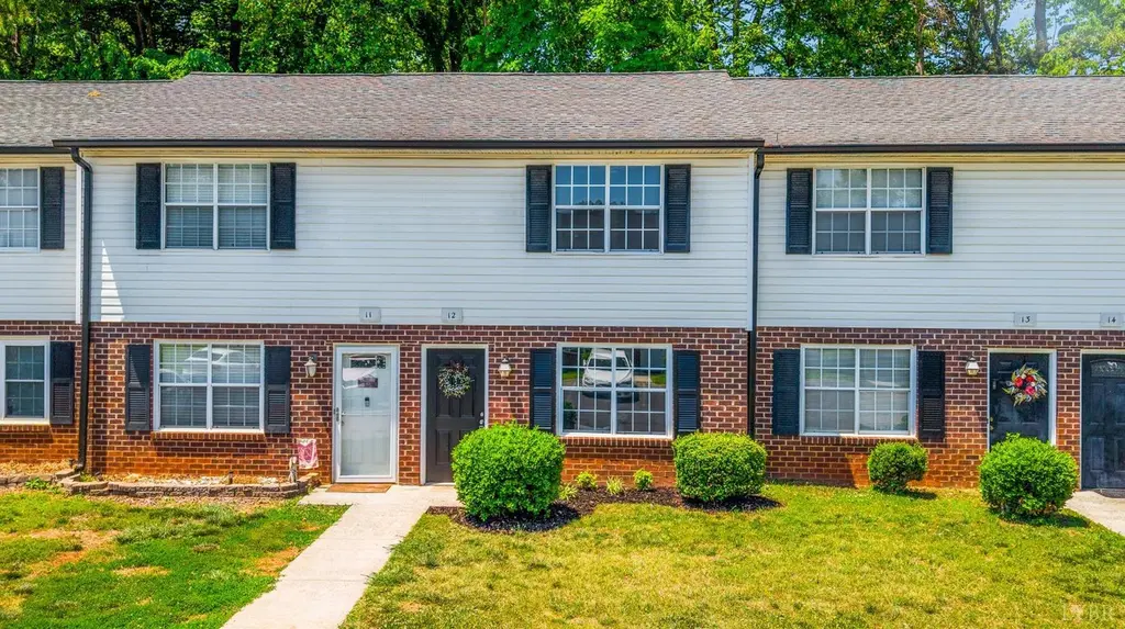 8022 Timberlake Rd #12