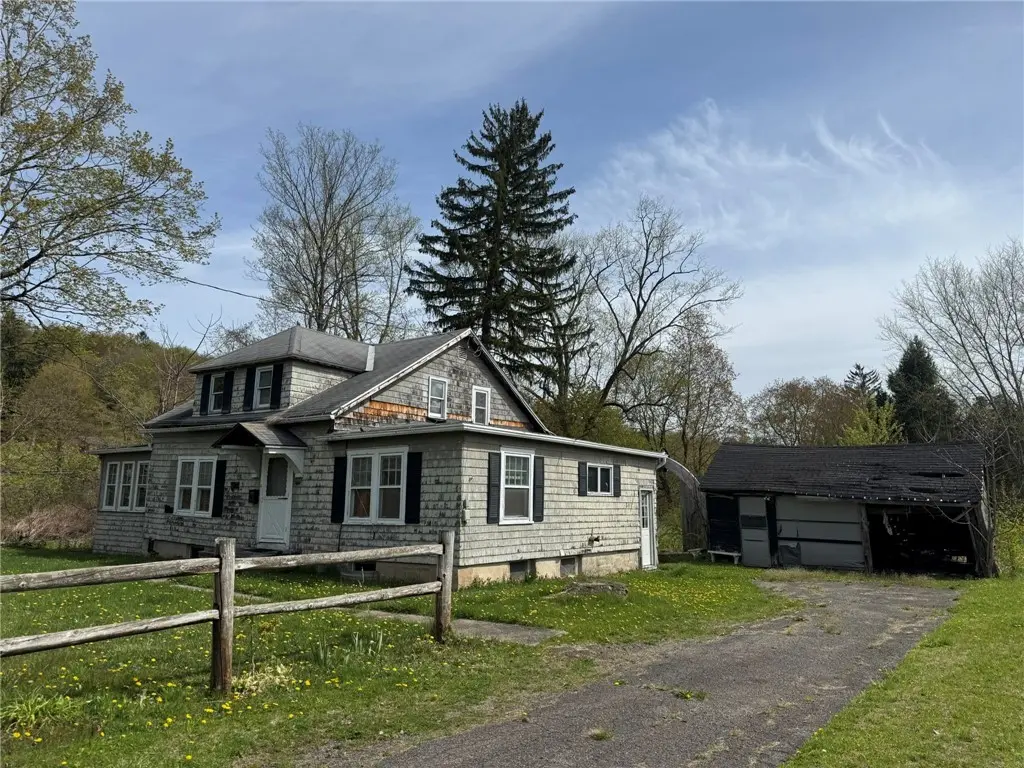50 Bridge St